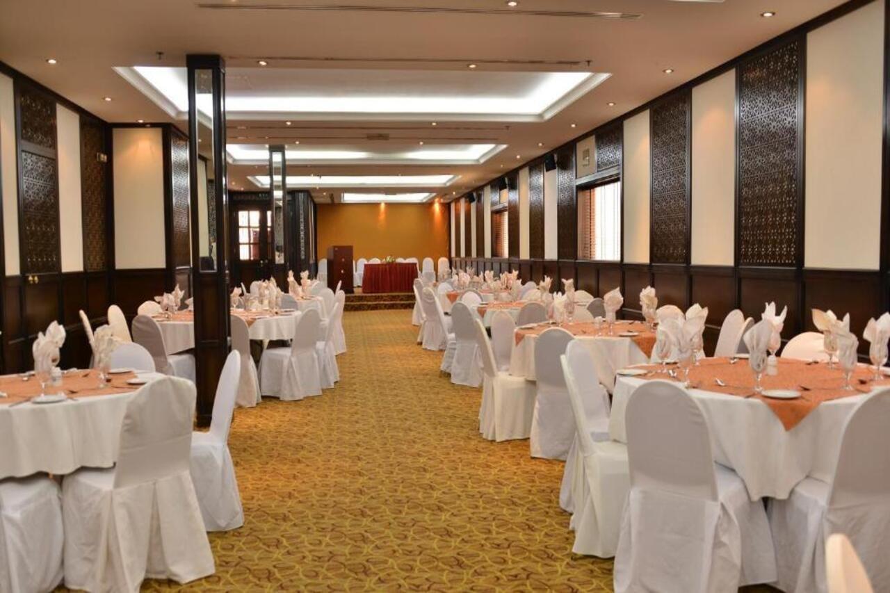Rolla Suites Hotel -Former J5 Bur Dubai Hotel Eksteriør billede